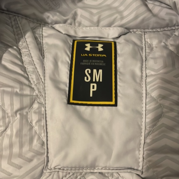Under Armour storm jacket - Picture 2 of 5